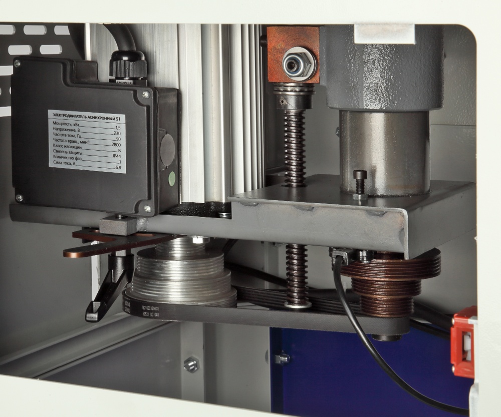 Фрезерный станок с кареткой BELMASH MM1500ST1000/400 (1,5 кВт, 400 В)