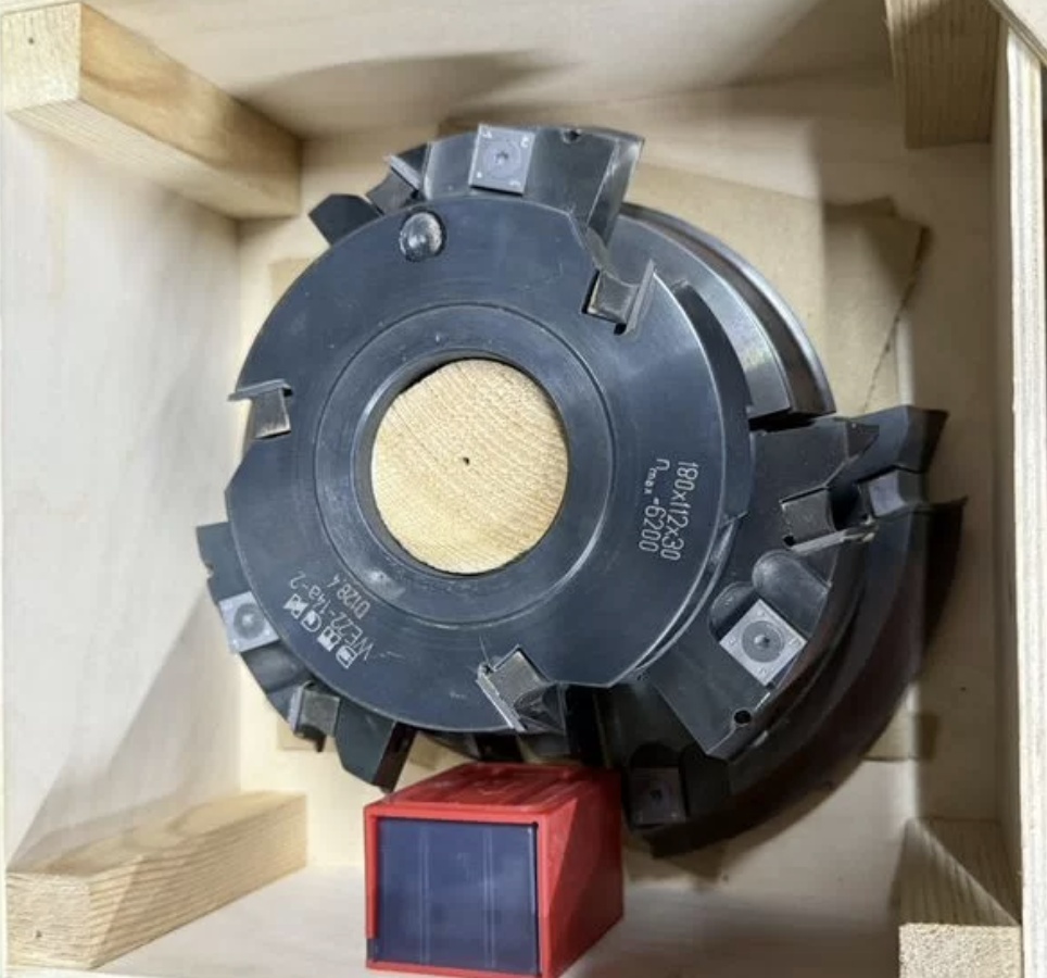 Набор насадных фрез для производства деревянных Евро окон