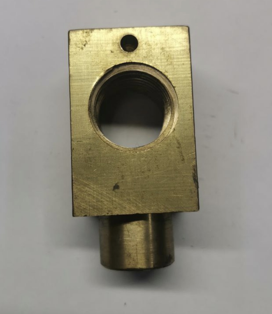 Гайка ходового винта поперечной подачи фрезерного станка JET JMD-939GHV