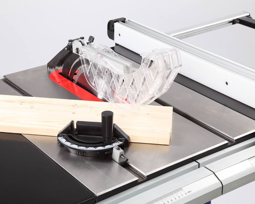 Распиловочный станок по дереву BELMASH TS-250R (1.8 кВт, 400 В)