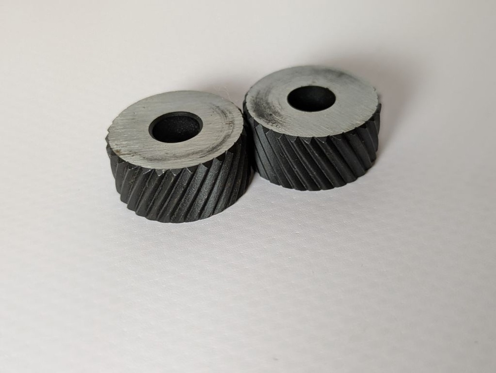 SLKT-4000 Комплект из двух роликов для накатки мелкого рисунка рифления