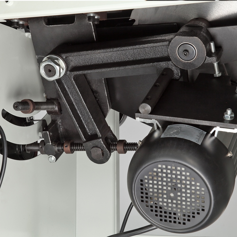 Станок круглопильный с подвижным столом BELMASH TS-250ST1600/400 (2.2 кВт, 400 В)