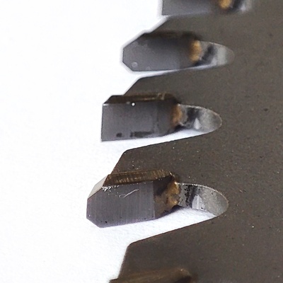 Диск пильный по ламинату BELMASH 210x2,6/1,6x30 60T