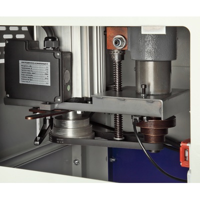 Фрезерный станок с подвижным столом BELMASH MM1500ST1000