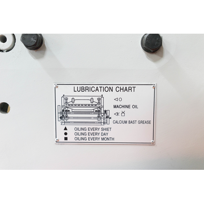 Q11-3x1500 Гильотина электромеханическая, 3 кВт, 1500 кг