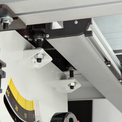 Станок круглопильный с подвижным столом BELMASH TS-250ST1600